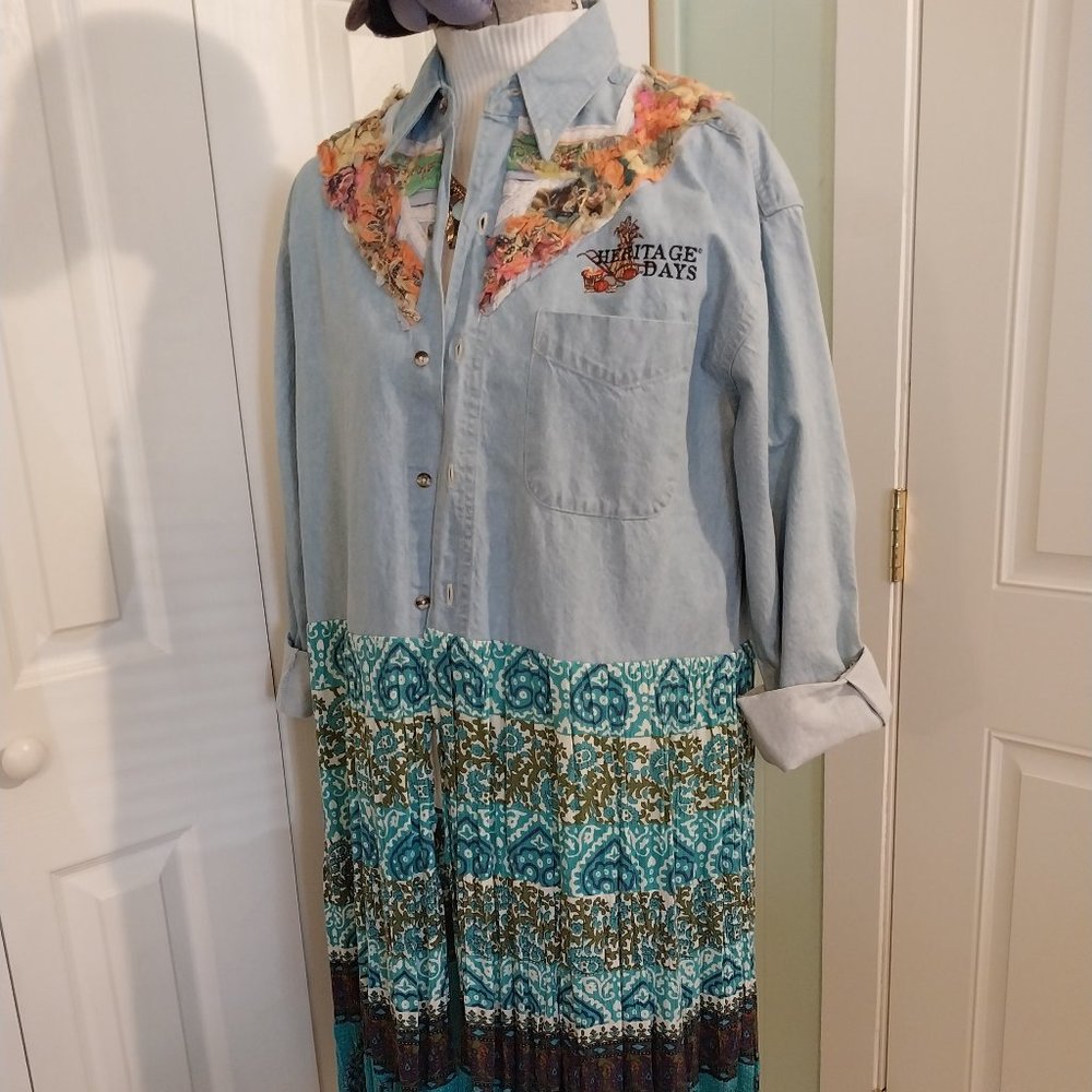 2579 Size L/ XL Jeaniemade Heritage Days Upcycled Jean Tunic. - Picture 1 of 4